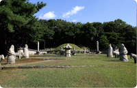 Changneung Royal tomb